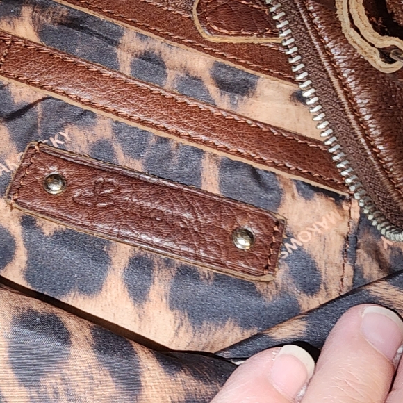 B MAKOWSKY EUC BROWN LEATHER HOBO BAG - Picture 7 of 9